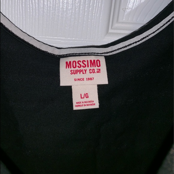 Mossimo large striped crop top -barely worn - Picture 5 of 5